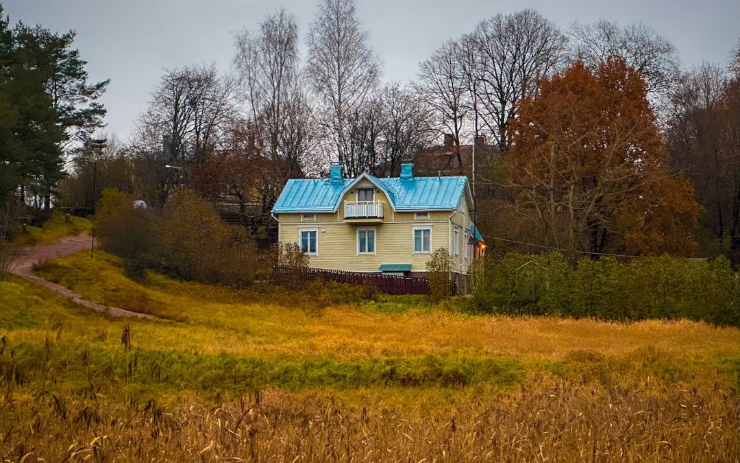 Jordvärme i äldre hus – vad ska man tänka på före renoveringen?